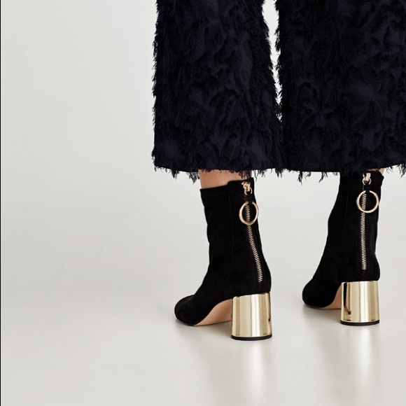 SOLD!! Zara Black Ankle Boots Gold Metallic Heel - Picture 2 of 8